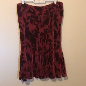 ‼️Final Markdown‼️ Dark red skirt size 6
